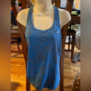 Nike drifit built in bra XL